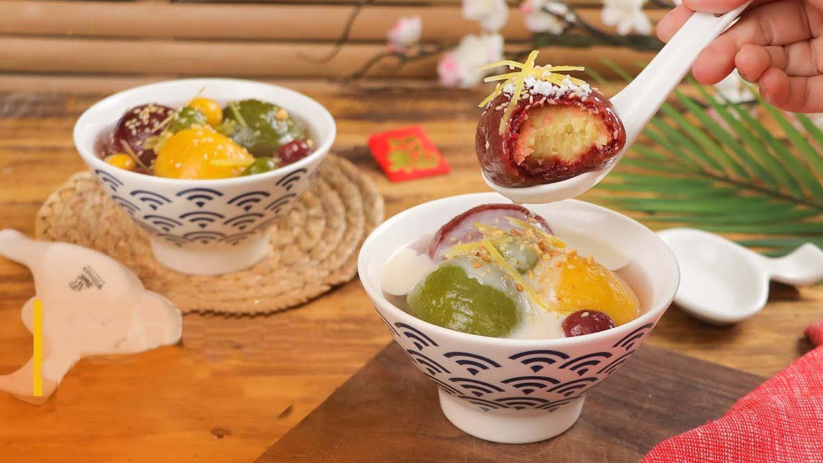 The Sweet Side of Vietnam: Exploring 8 Traditional Desserts